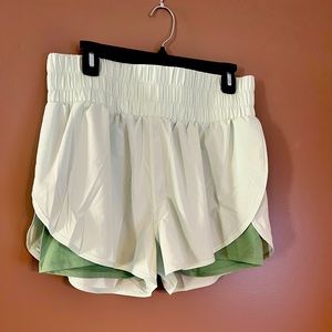 Balance Vista shorts